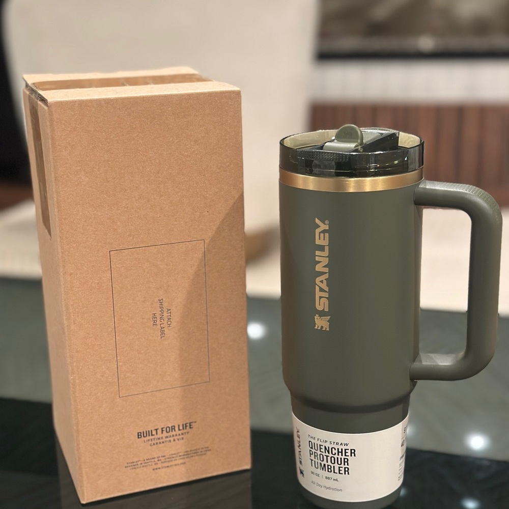 COPY - Stanley Green Quencher Tumbler